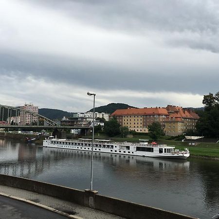 City Apartment Decin Extérieur photo